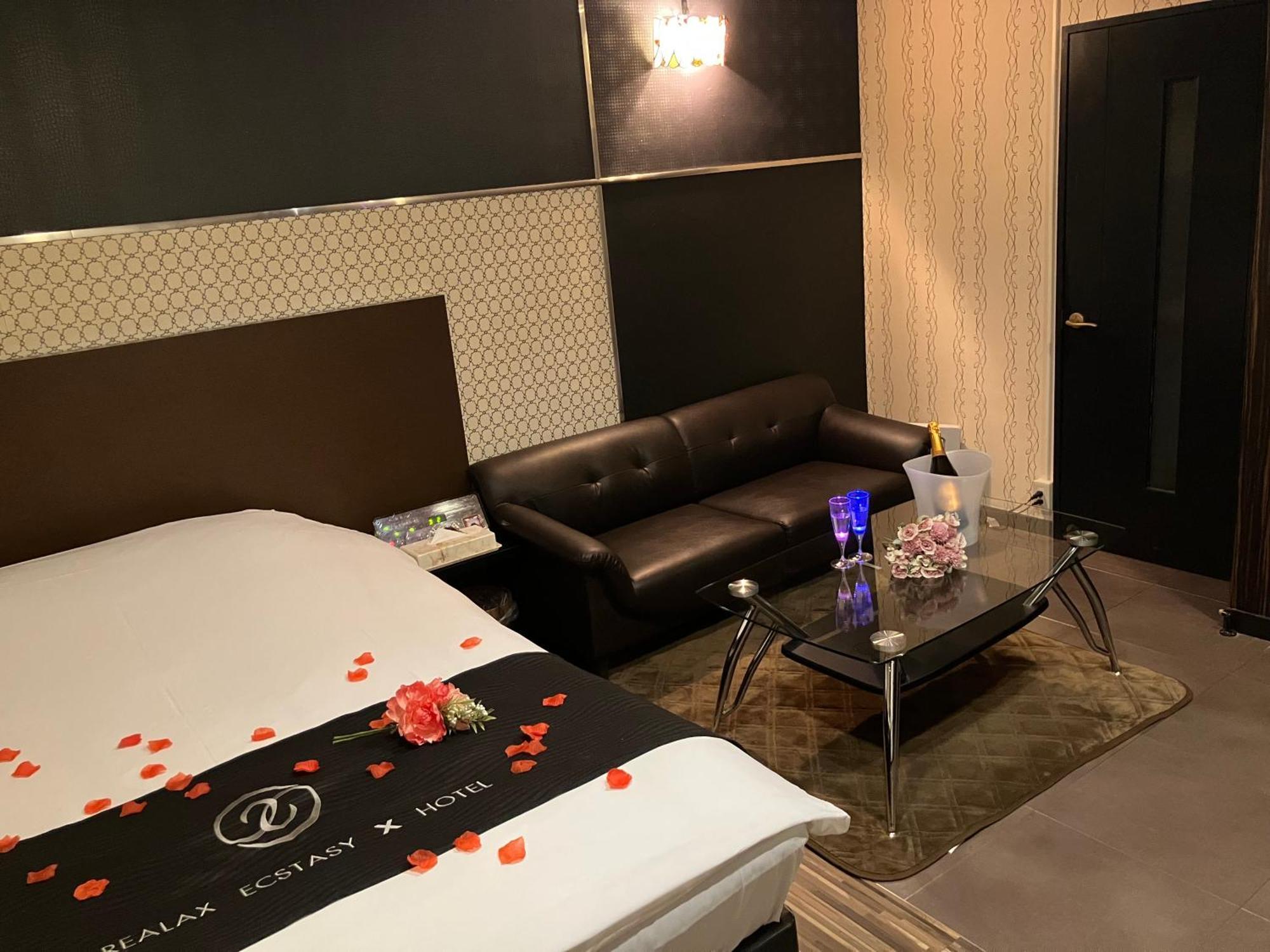 X Hotel - Adult Only- Sayama Экстерьер фото